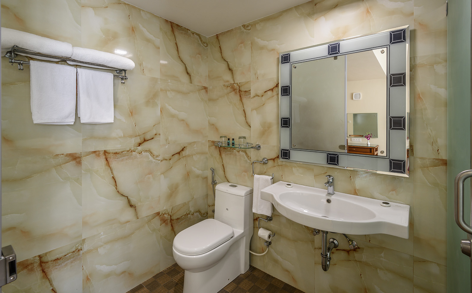 clean bathroom of luxury hotel Karma Royal Benaulim Accommodation