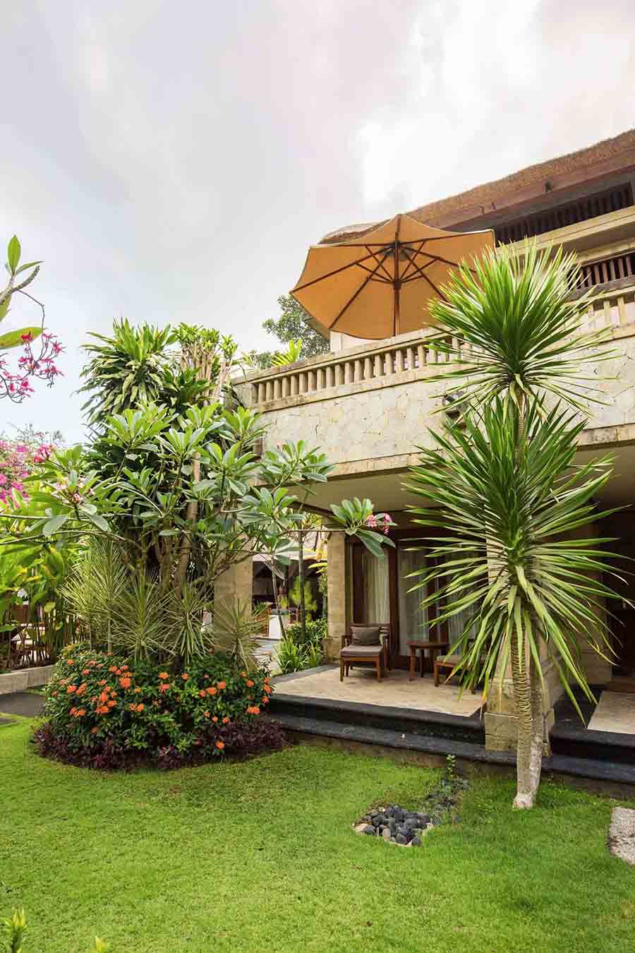 luxury hotel of Karma Royal Jimbaran garden view