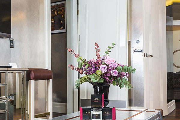 Partner Hotel - Karma Sanctum Soho Junior Deluxe Suite Partner Hotel - Karma Sanctum Soho Junior Deluxe Suite