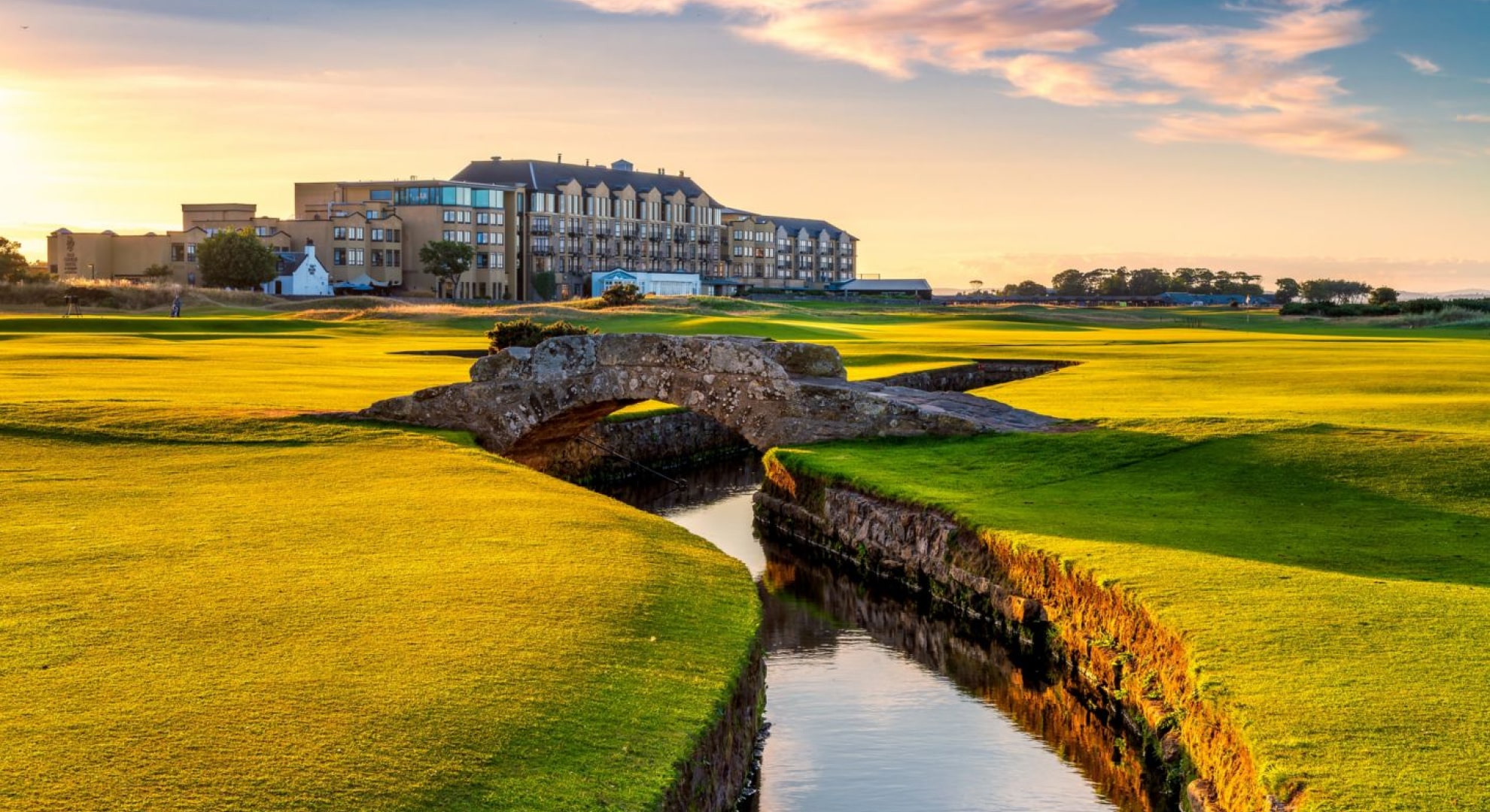 Gentlemen’s High Country Links & Golden Drinks