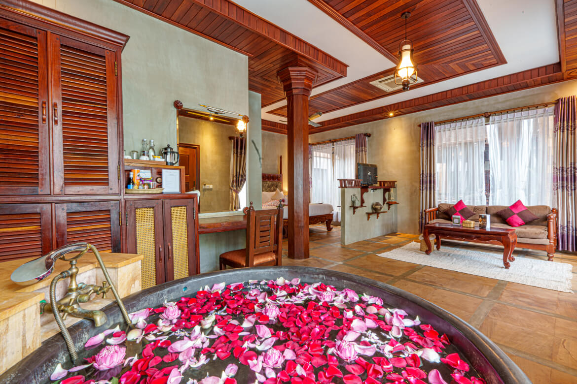 Karma Bayon Studio Double