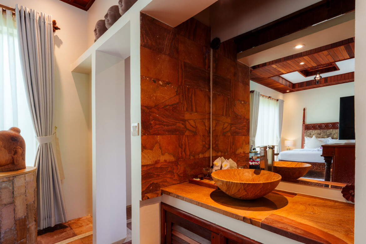 Karma Bayon Studio Double