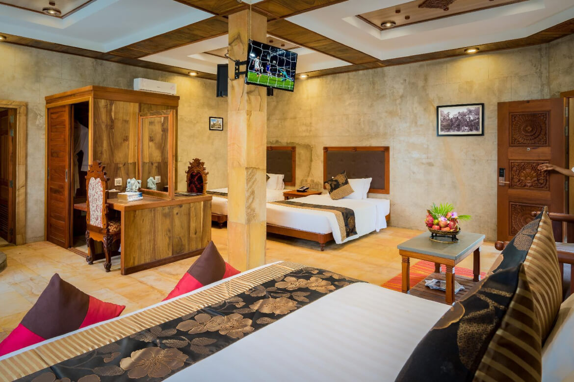 Karma Bayon Studio For four