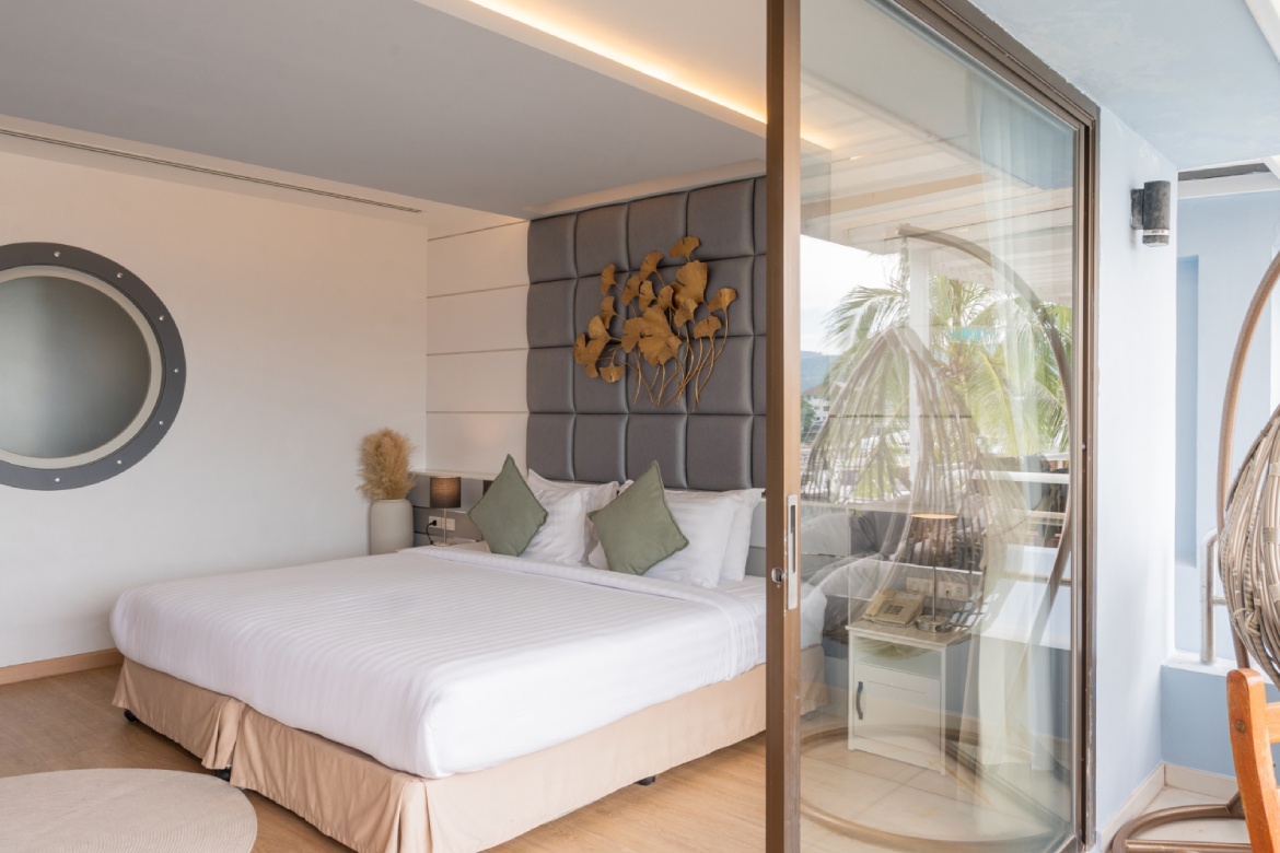 Karma Royal Boat Lagoon Premier Lagoon Deluxe Karma Royal Boat Lagoon Premier Lagoon Deluxe