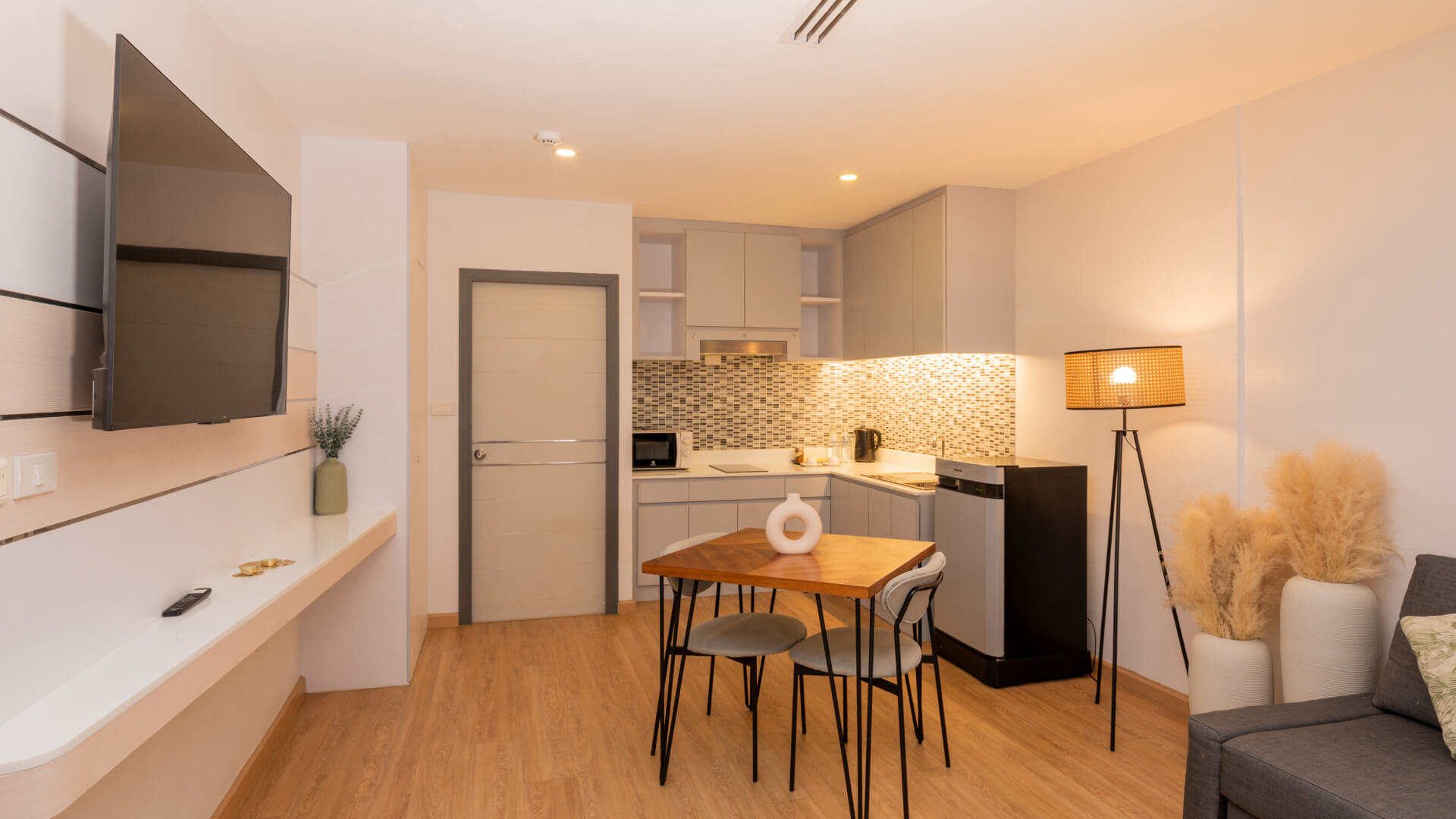 Gallery Karma Royal Boat Lagoon Gallery Karma Royal Boat Lagoon