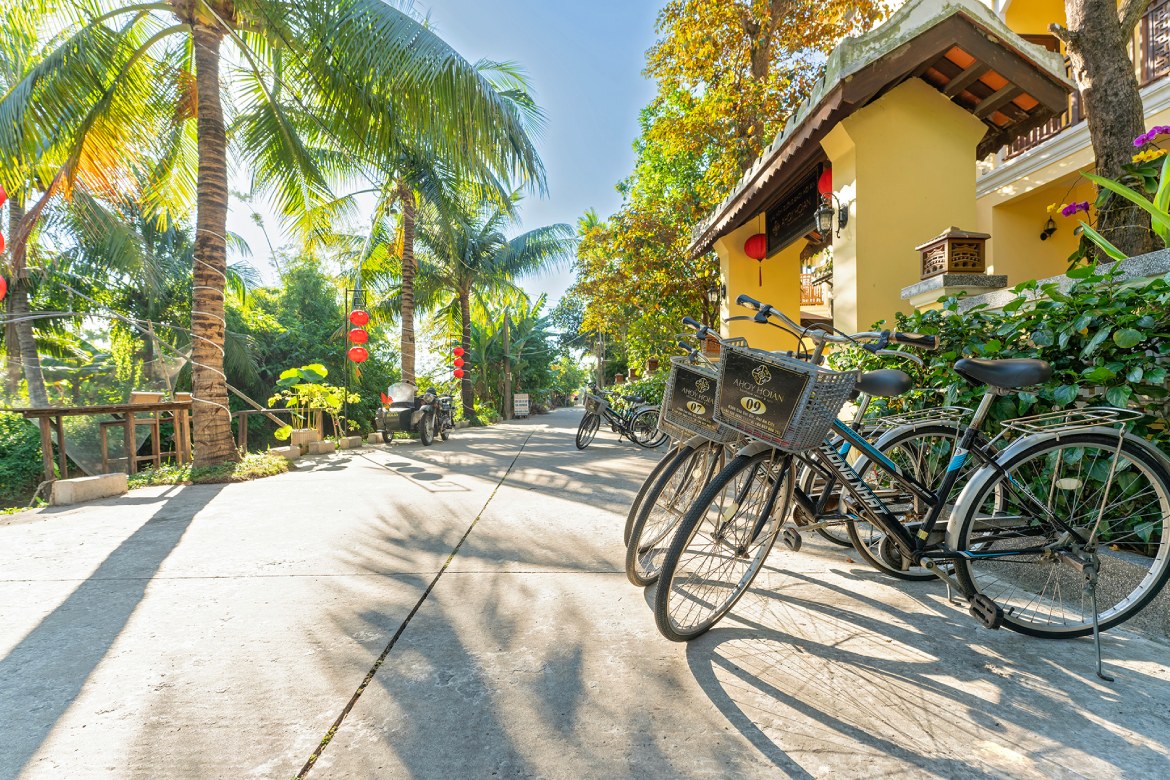 Ahoy Hoi An Boutique Resort & Spa (Partner Hotel) Bikes and Buses : Hop On Hop Off 