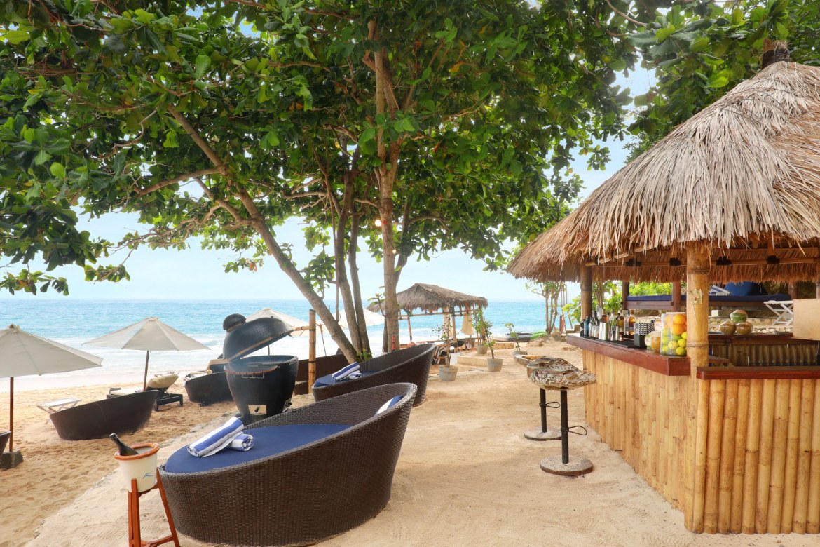 Karma Kandara Tiki Bar