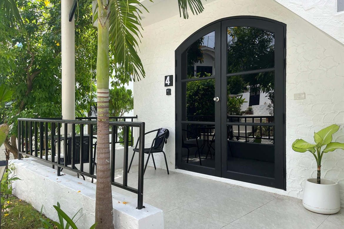 Karma Sawet Hotel Unit