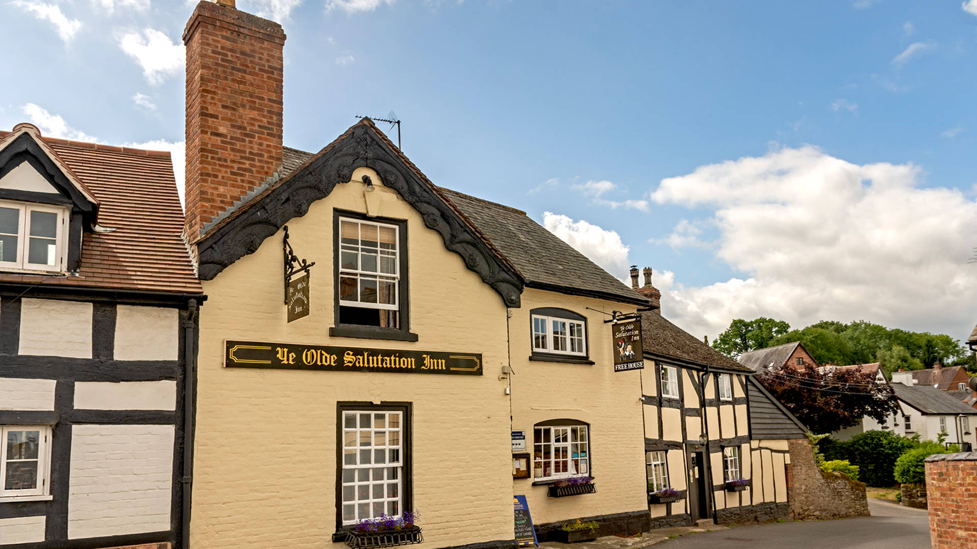 Gallery Ye Olde Salutation Inn