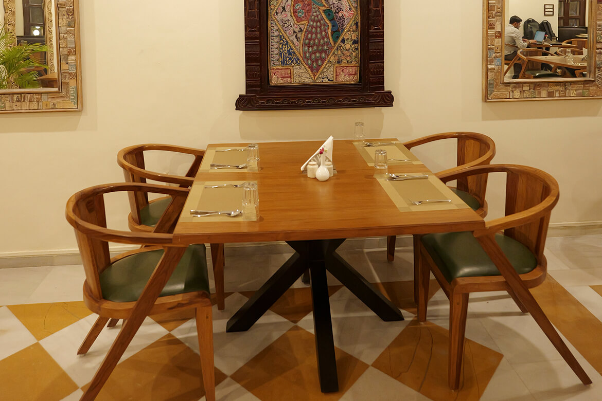 Karma Amaatra The Garden Table Restaurant