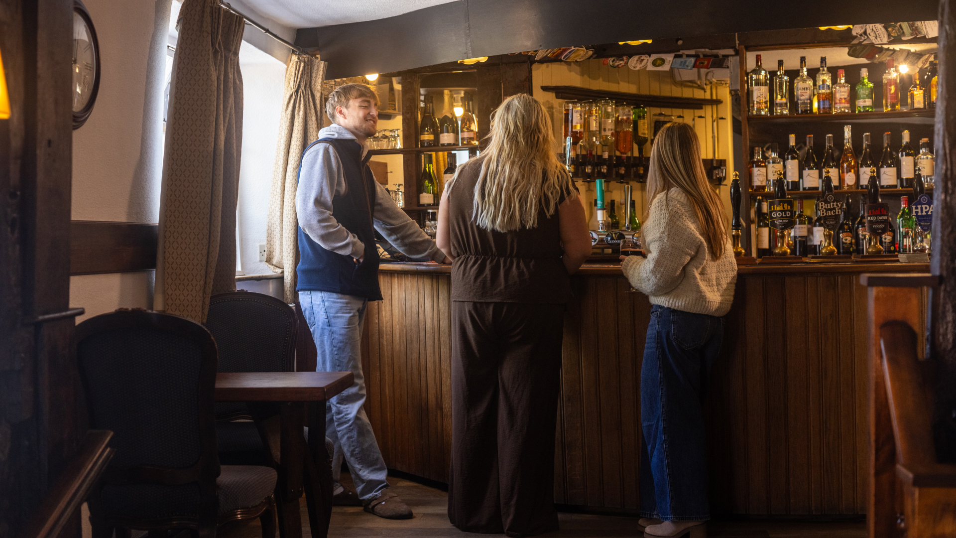 Ye Olde Salutation Inn Traditional Bars