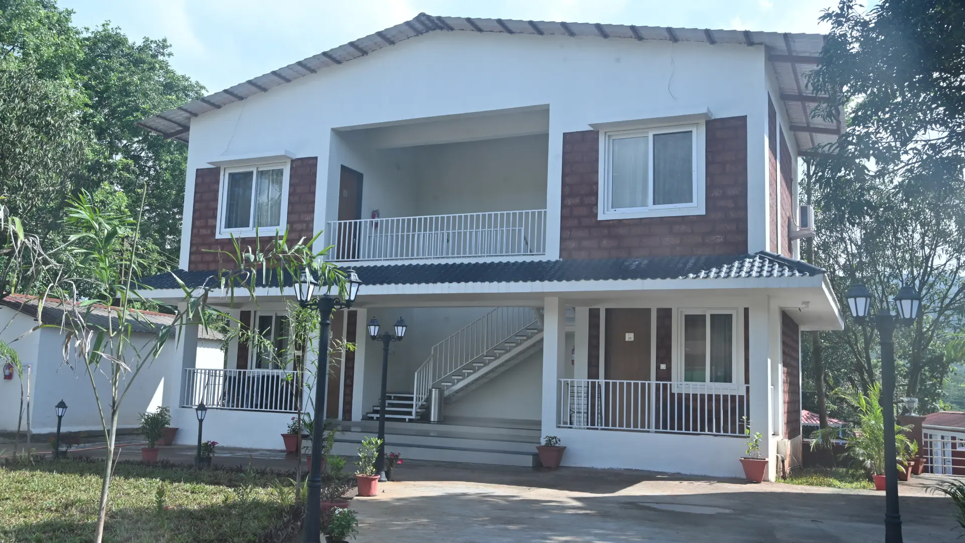 Karma Lakewood Unit Type Sleeps 2+2 Kids