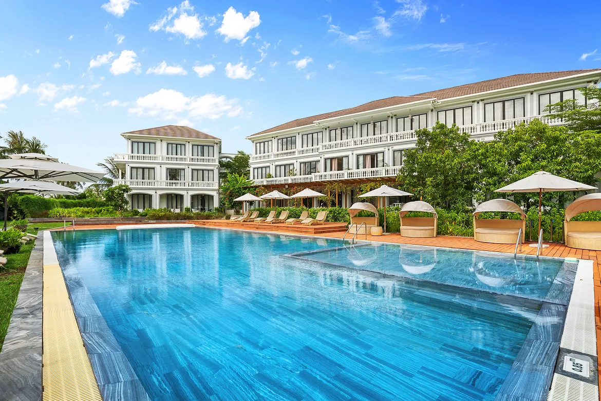 Karma Duyên Swimming Pool