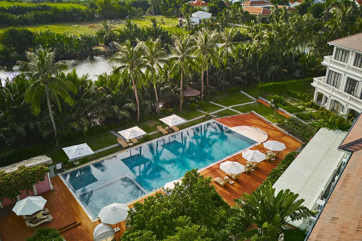 Karma Duyên Swimming Pool