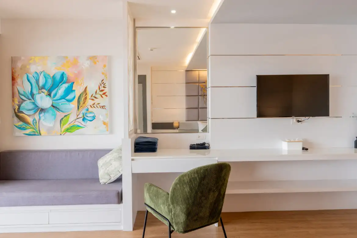 Karma Royal Boat Lagoon Premier Marina Suite
