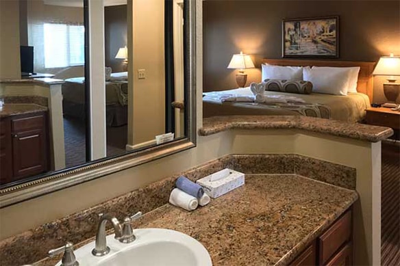 The Oasis Two Bedroom Apartment Sleeping Six