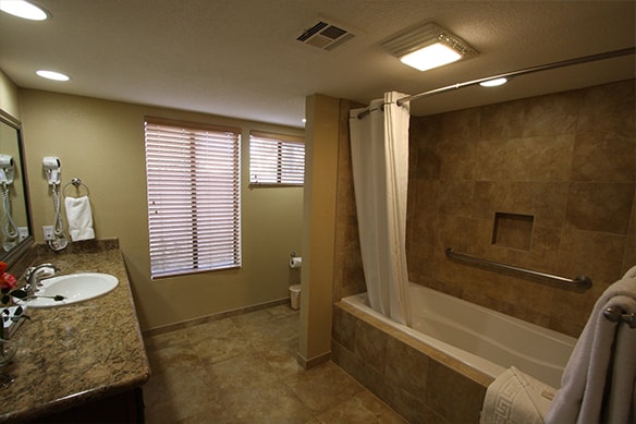 The Oasis Two Bedroom Apartment Sleeping Six