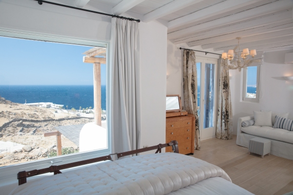 Pelikanos Main Villa