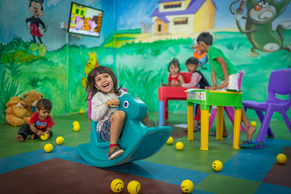 Karma Palacio Elefante Three Monkeys Club