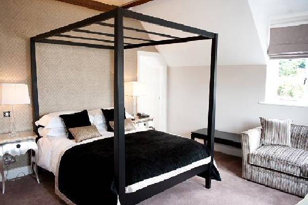 Karma Sanctum on the Green King Deluxe