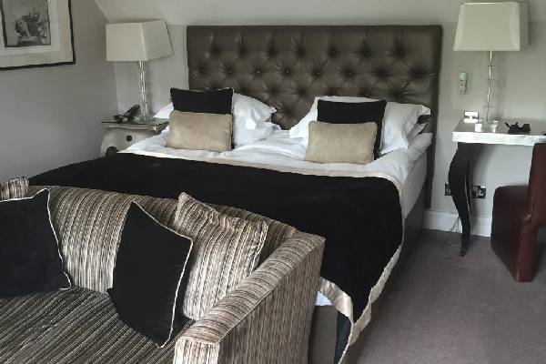 Karma Sanctum on the Green King Deluxe