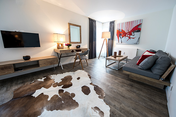 Karma Bavaria Resort Page DE Deluxe Apartment mit 2 Schlafzimmern