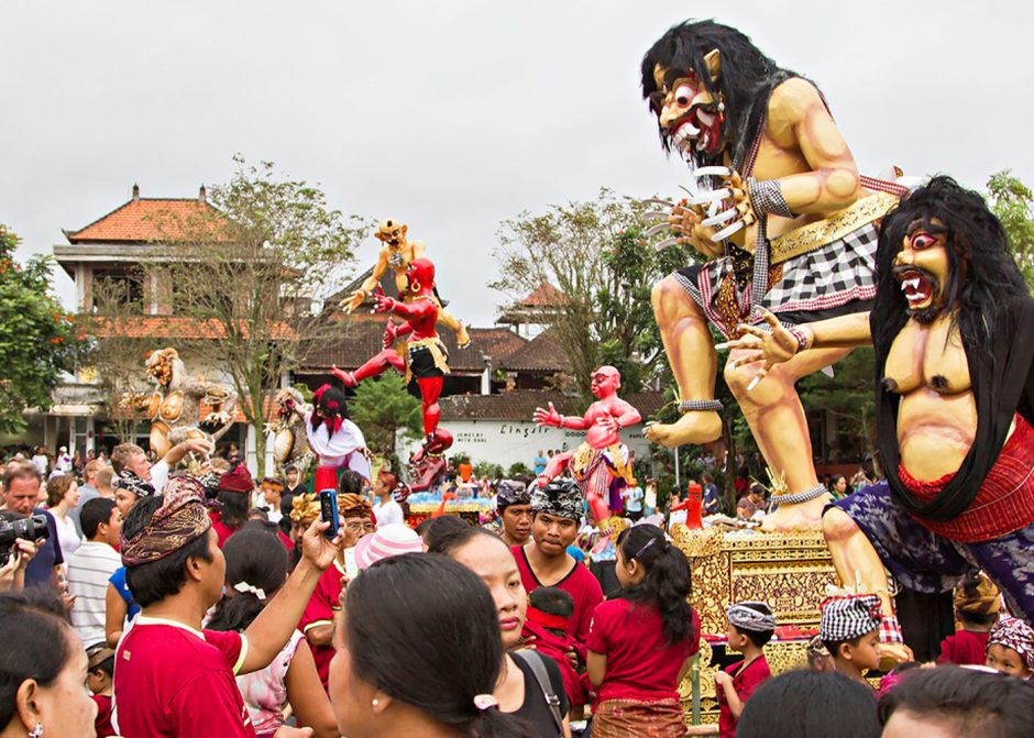 Balinese New Year : Nyepi & The Ogoh Ogoh