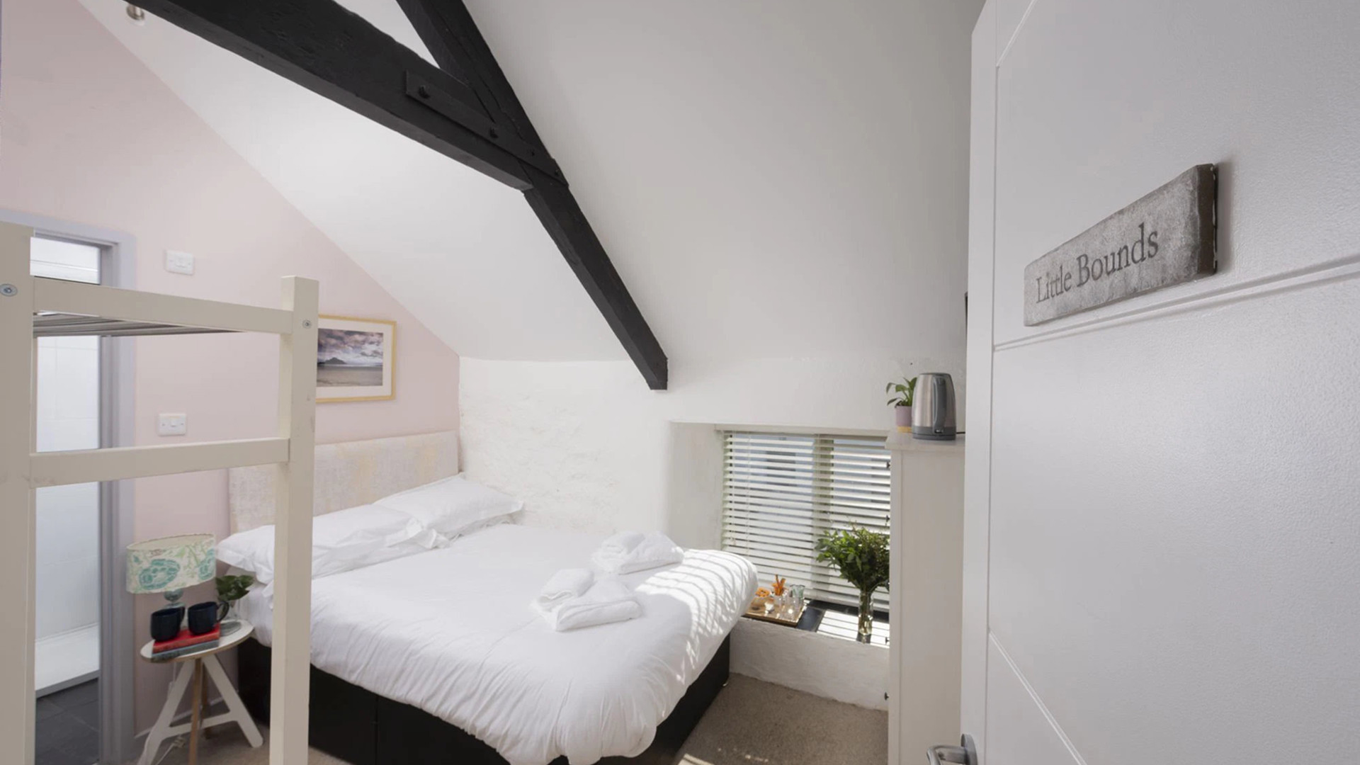 Cape Cornwall Club Cosy Double