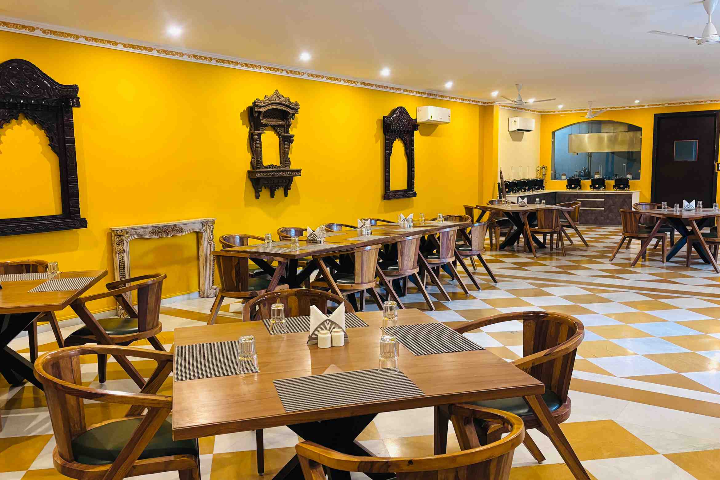 Karma Amaatra The Garden Table Restaurant